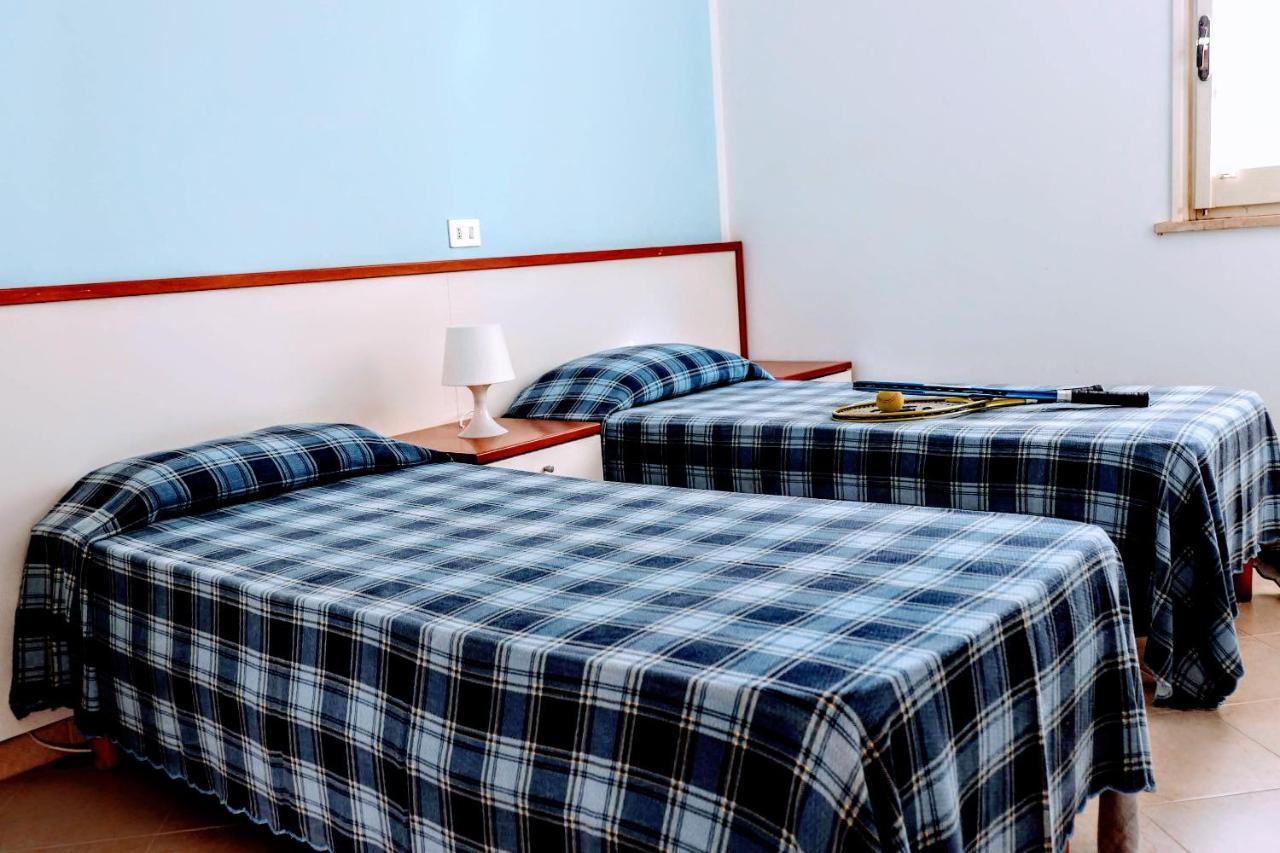 Camping Villaggio Santa Maria Di Leuca ガリアーノ・デル・カーポ エクステリア 写真