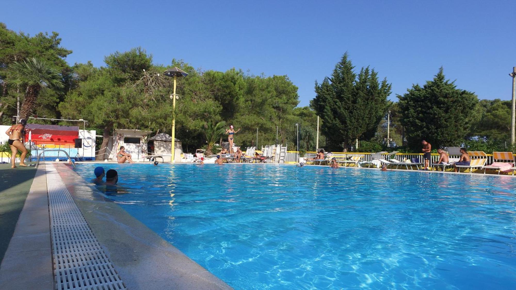 Camping Villaggio Santa Maria Di Leuca ガリアーノ・デル・カーポ エクステリア 写真