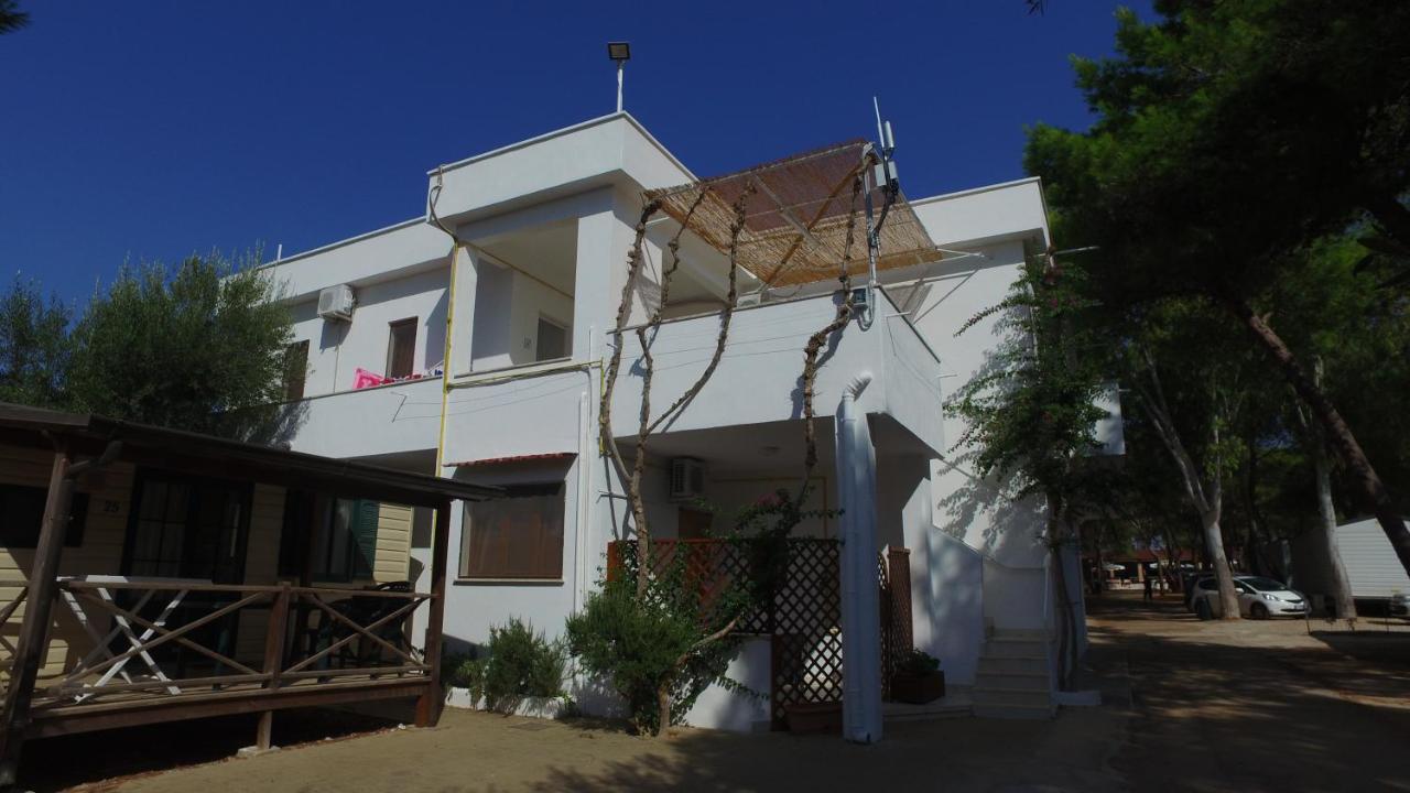 Camping Villaggio Santa Maria Di Leuca ガリアーノ・デル・カーポ エクステリア 写真