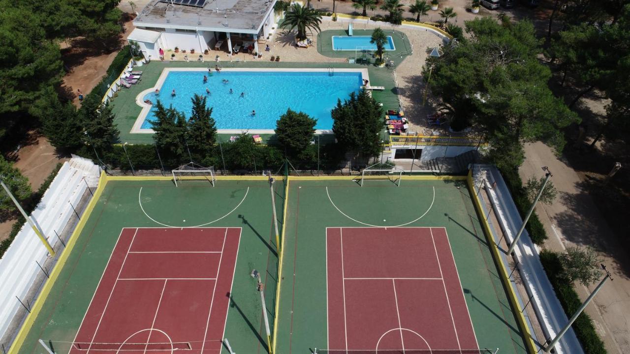 Camping Villaggio Santa Maria Di Leuca ガリアーノ・デル・カーポ エクステリア 写真