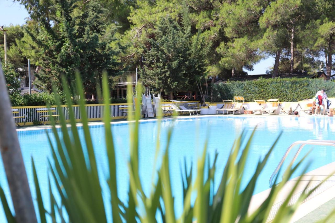 Camping Villaggio Santa Maria Di Leuca ガリアーノ・デル・カーポ エクステリア 写真