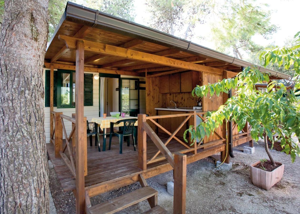 Camping Villaggio Santa Maria Di Leuca ガリアーノ・デル・カーポ エクステリア 写真